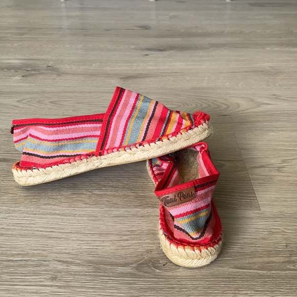 Toni Pons - Slip on Espadrille Never Worn - Picture 2 of 4